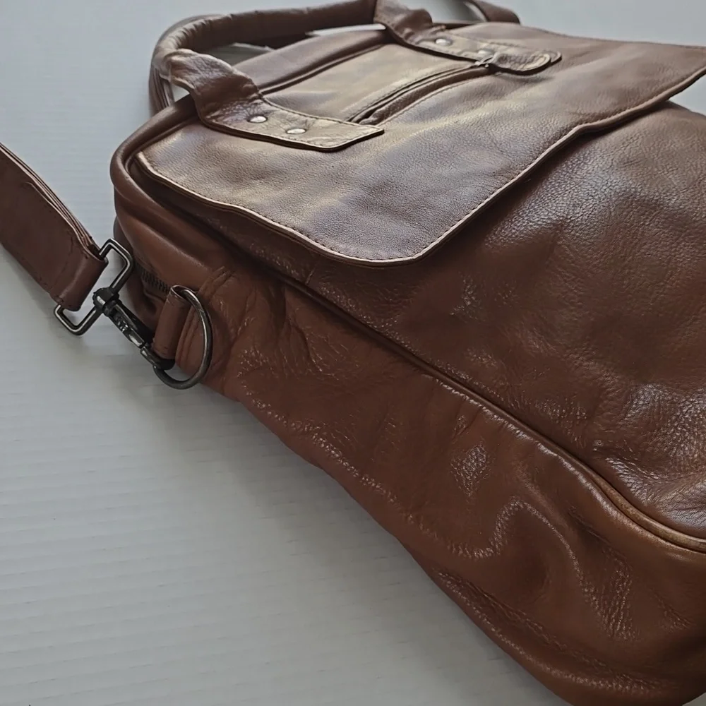BRIEFING Creation Galleries Lafayette Brown/tan Cow Leather Bag